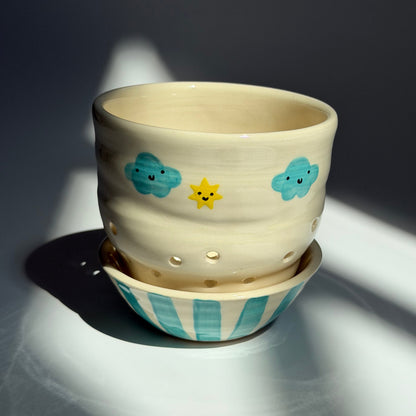 cutie clouds berry bowl + drip tray *NOTE*