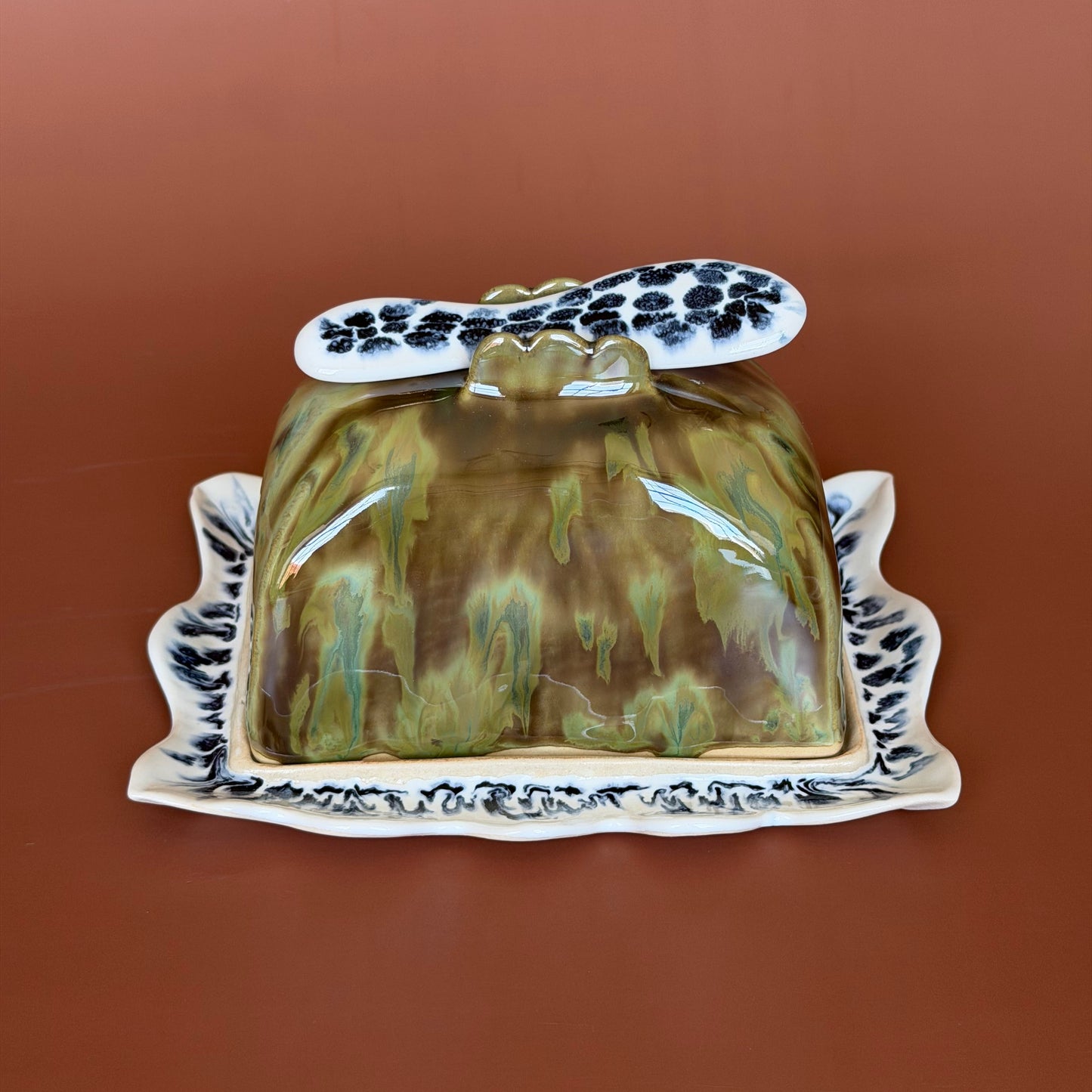 drippy butter dish