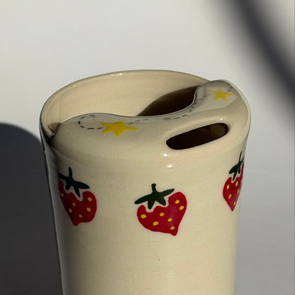 strawberry + stars to-go cup no.3