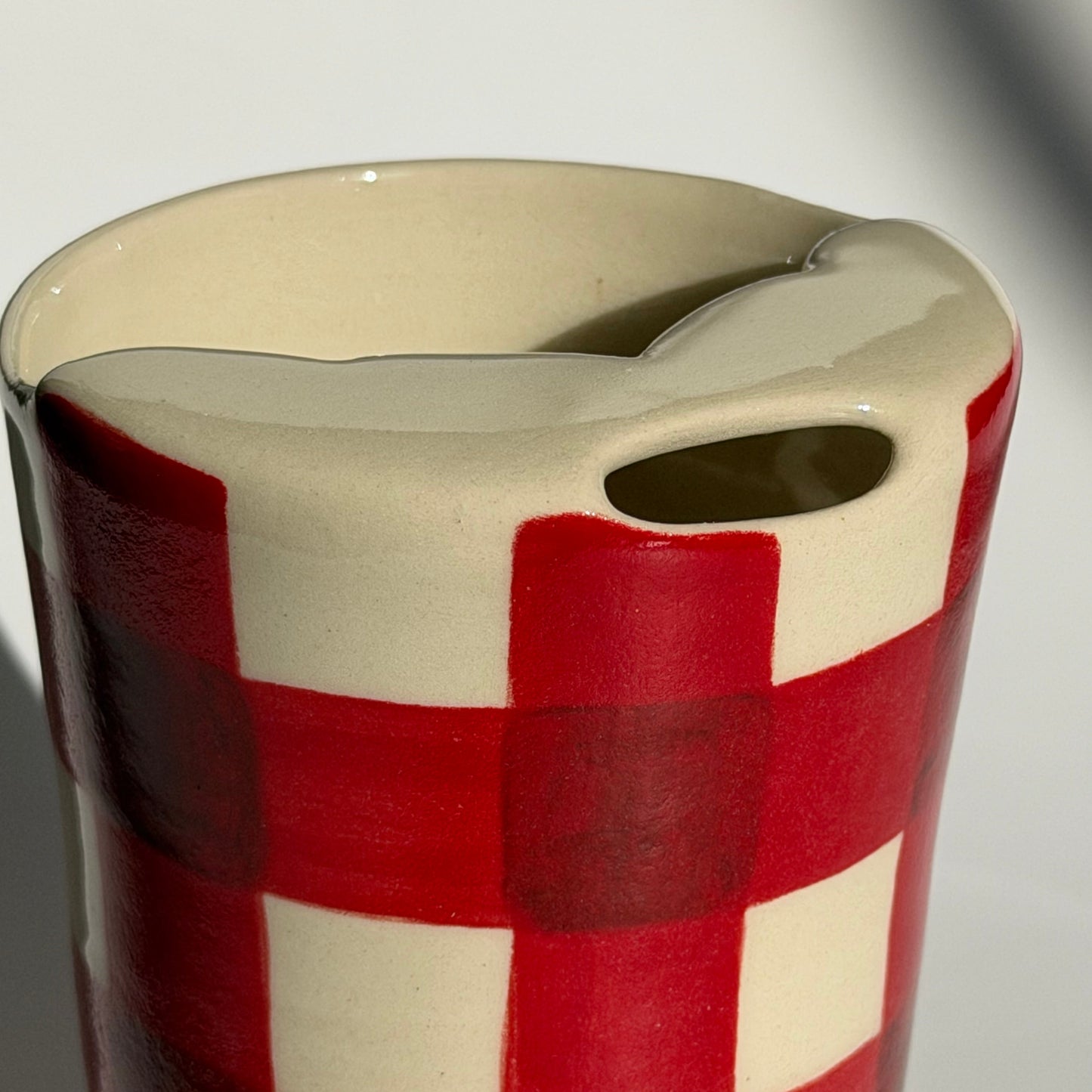 red gingham to-go cup no.1