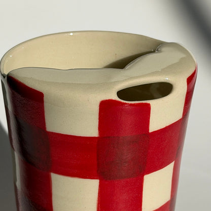 red gingham to-go cup no.1
