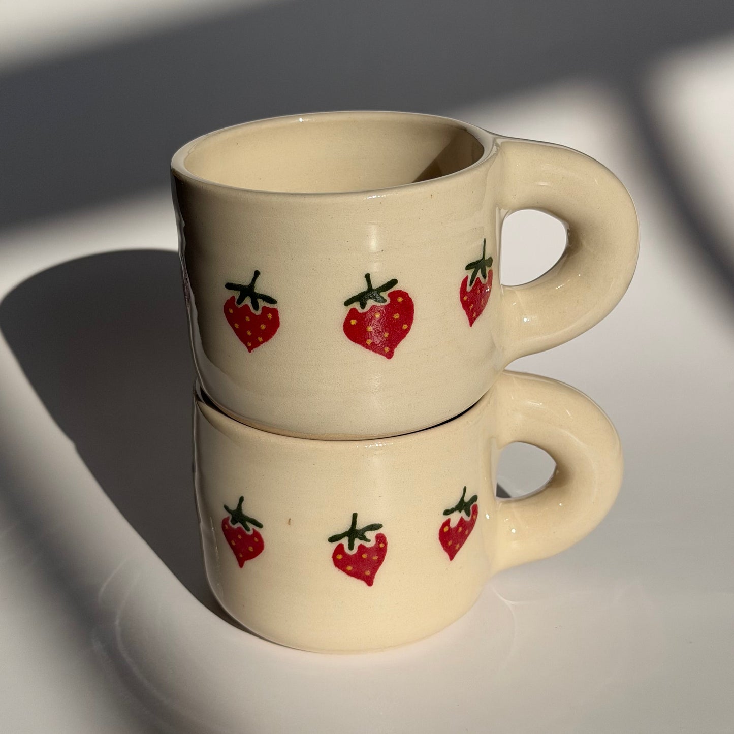 strawberry chunky mug