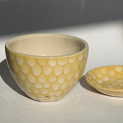lemon drop berry bowl + drip tray