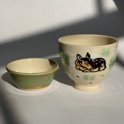 sleeping fawn berry bowl + drip tray