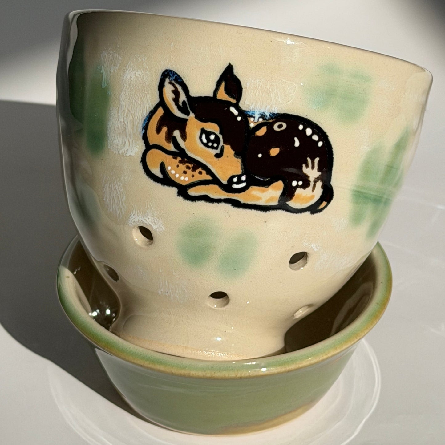 sleeping fawn berry bowl + drip tray