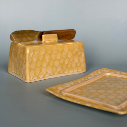 lemon drop butter dish *NOTE*