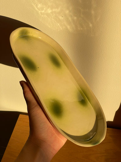 green aura tray