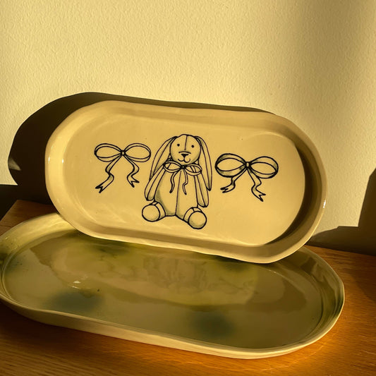 bunny + bows tray