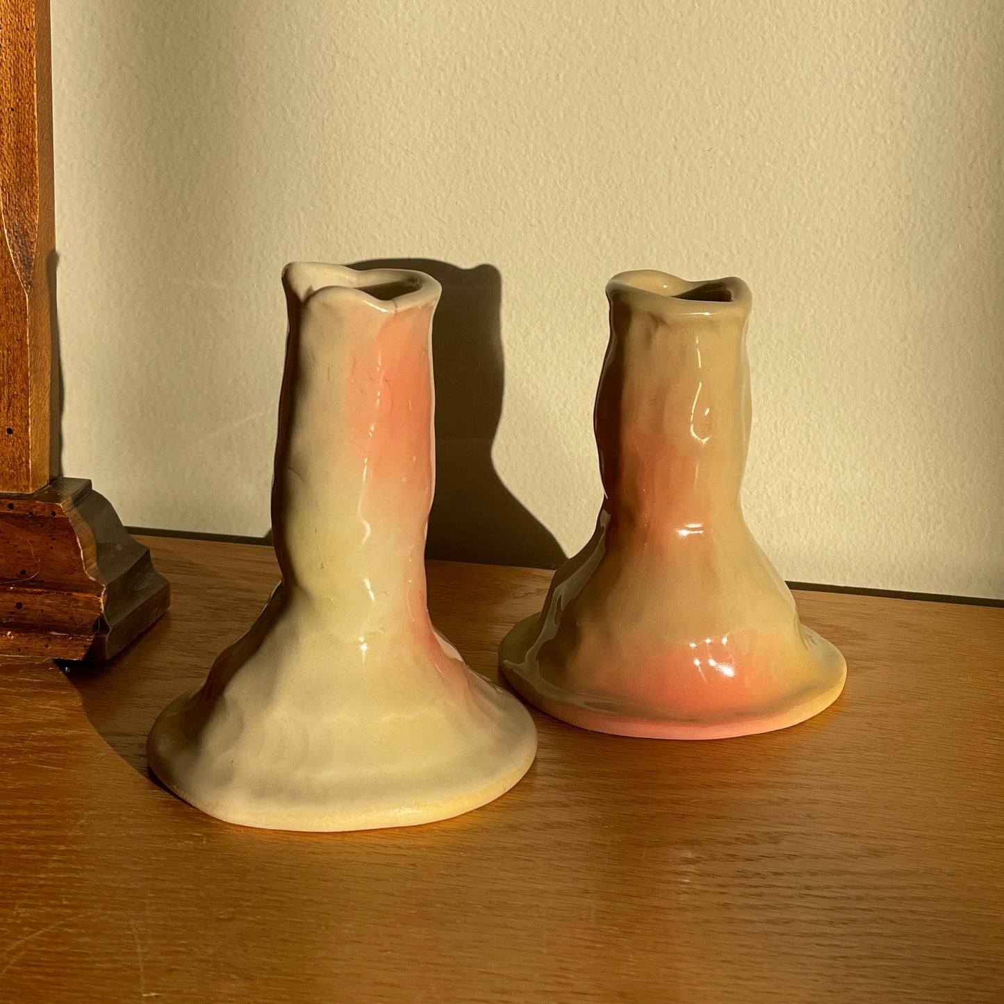 pink aura candlestick holder *NOTE*