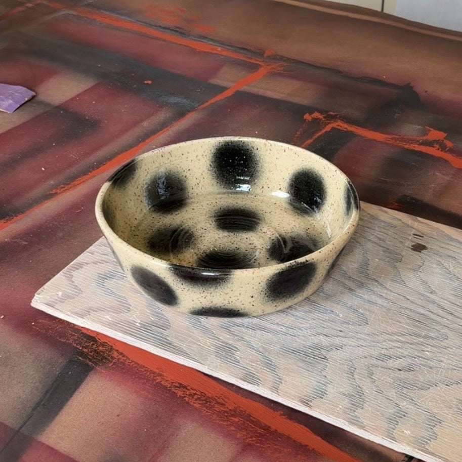 *PRE-ORDER* polka dot serving bowl