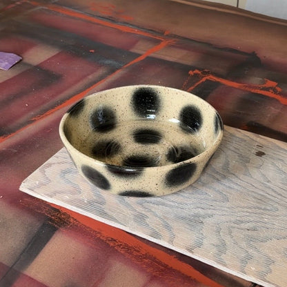 *PRE-ORDER* polka dot serving bowl