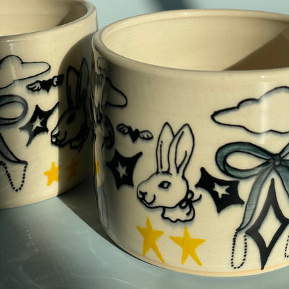 all-knowing bunny mug