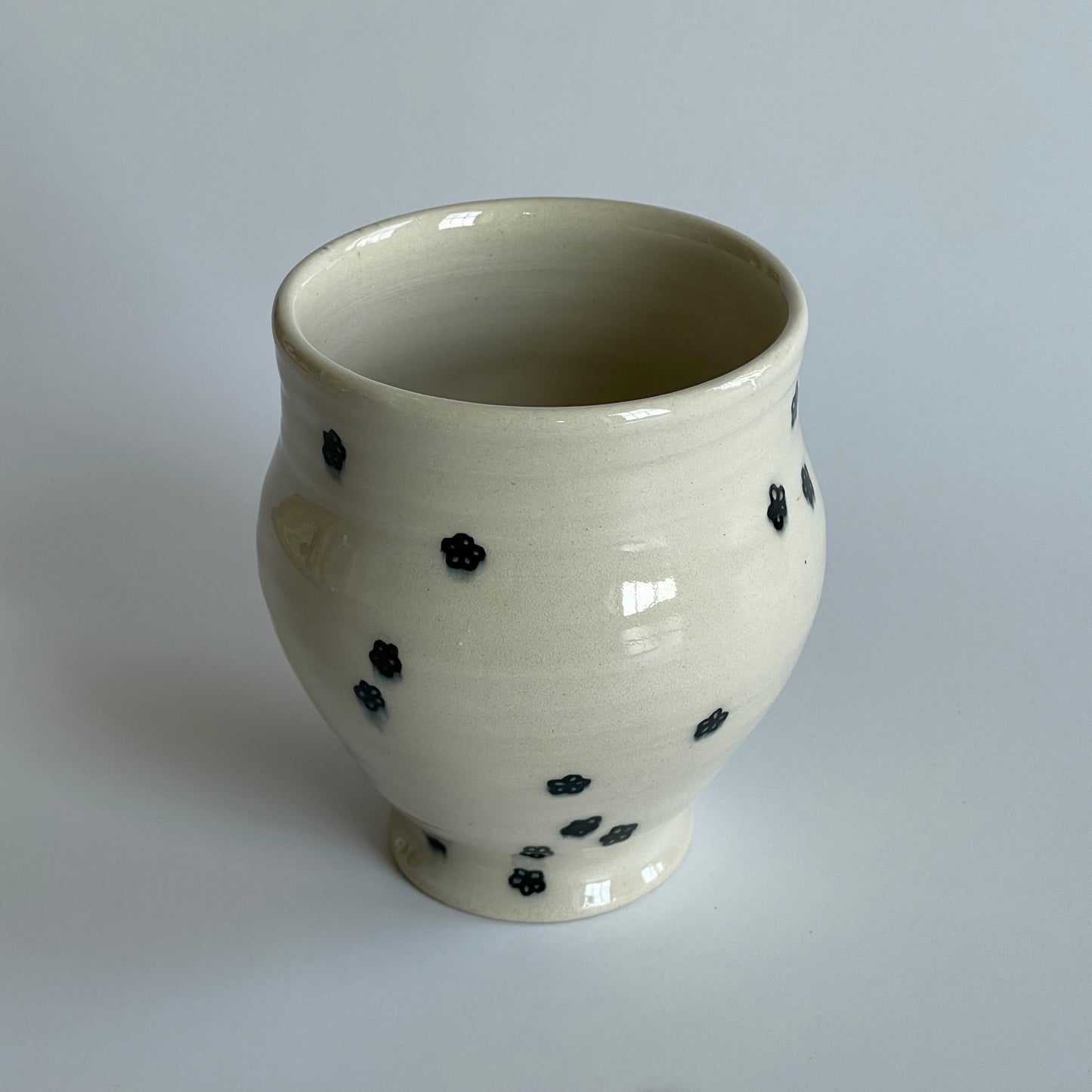 small black flowers cup no.2